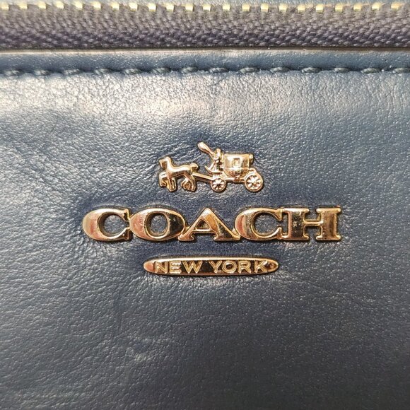 Coach Navy Leather Wristlet Wallet - Picture 3 of 11